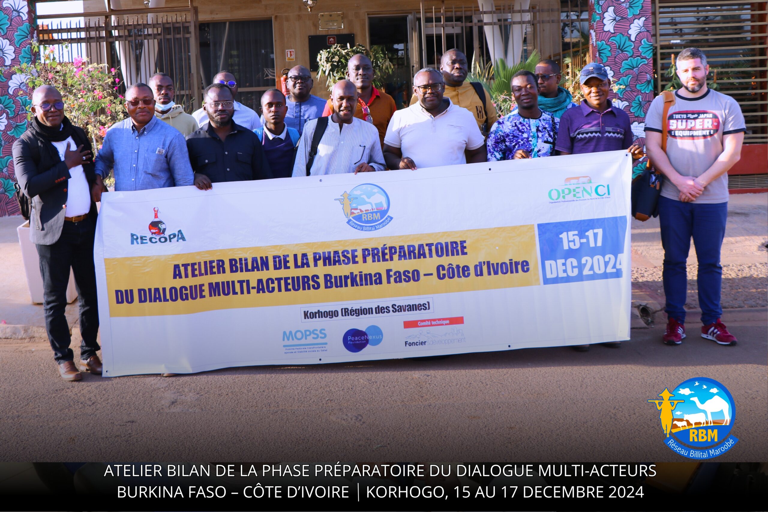 Lire la suite à propos de l’article Communiqué : Atelier bilan de la première année du dialogue informé multi-acteurs